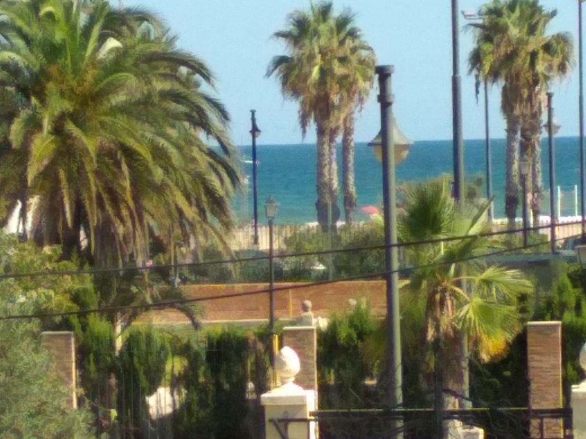 Apartmentsuitespain Atic Panoramic Beach Valencia Exterior foto